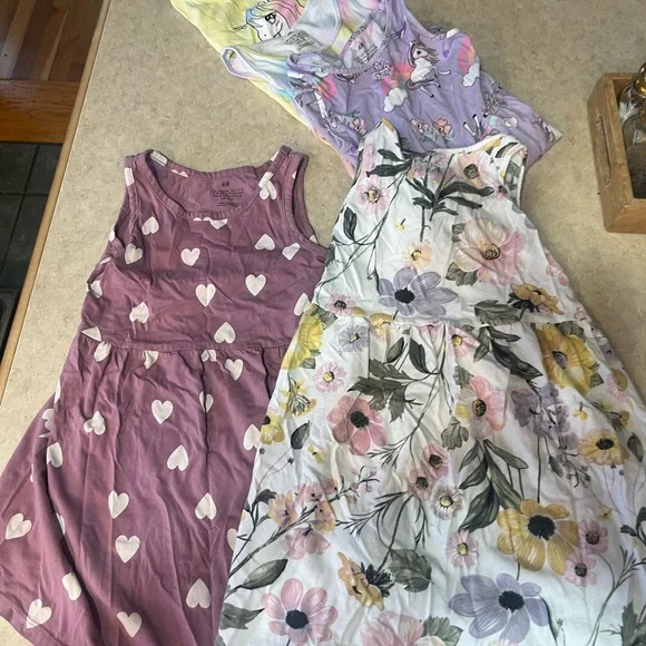 Set of 5 H&M dresses 4/5T  Great condition no stains, lightly used sf /pf home - Picture 6 of 8